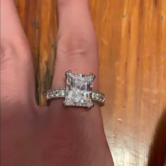 Bling ring 💍 - Picture 4 of 4